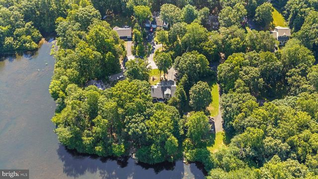 12504 HAWKINS LN, Spotsylvania, VA 22551