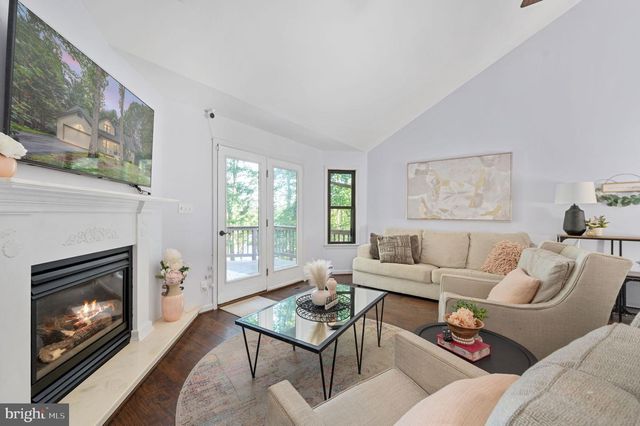 12504 HAWKINS LN, Spotsylvania, VA 22551