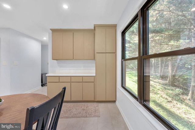 12504 HAWKINS LN, Spotsylvania, VA 22551