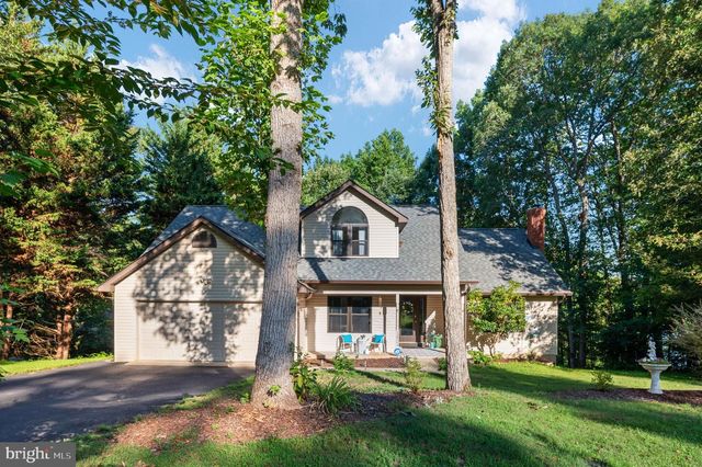 12504 HAWKINS LN, Spotsylvania, VA 22551