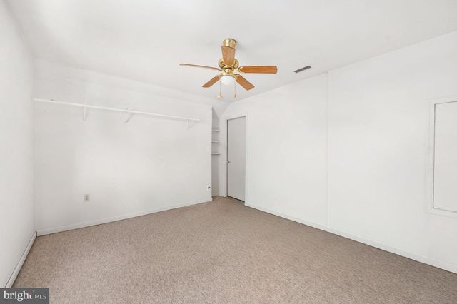 12504 HAWKINS LN, Spotsylvania, VA 22551