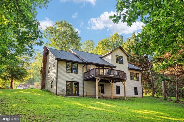 12504 HAWKINS LN, Spotsylvania, VA 22551