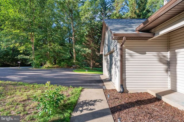 12504 HAWKINS LN, Spotsylvania, VA 22551