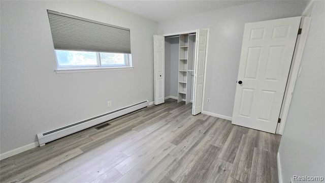 34294 Greentrees Road, Sterling Heights, MI 48312