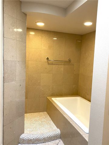 1771 Sunningdale Rd., M14-49D, Seal Beach, CA 90740