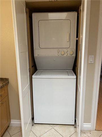 1771 Sunningdale Rd., M14-49D, Seal Beach, CA 90740