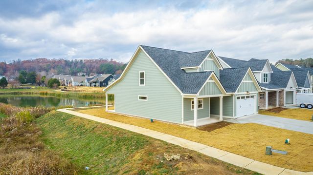 404 Willow Grove Court 63, Ringgold, GA 30736