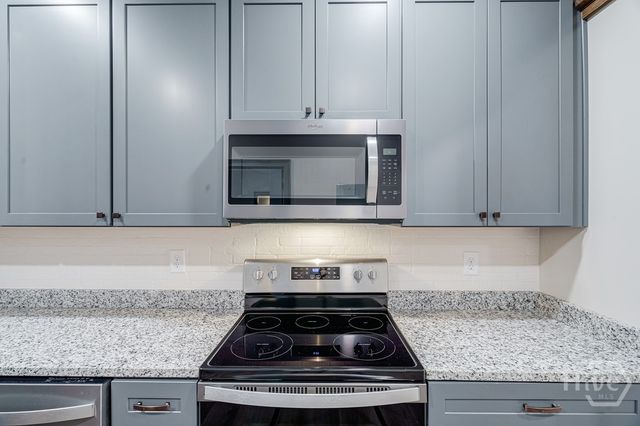 34 Depot St 24, Hartwell, GA 30643