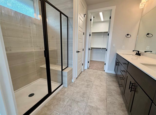 6410 Velvet Leaf LN, Buda, TX 78610