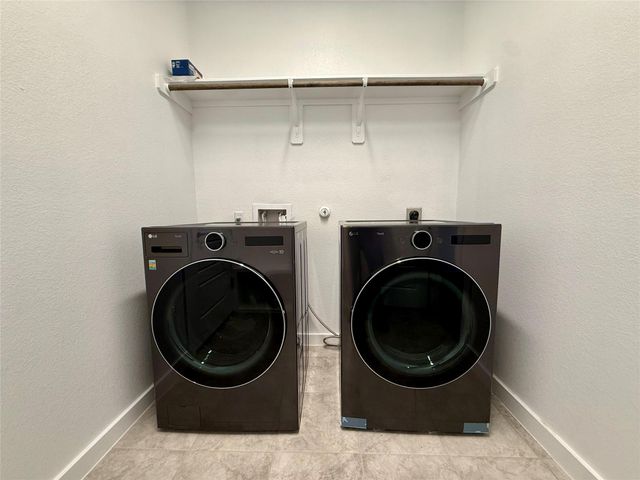 6410 Velvet Leaf LN, Buda, TX 78610