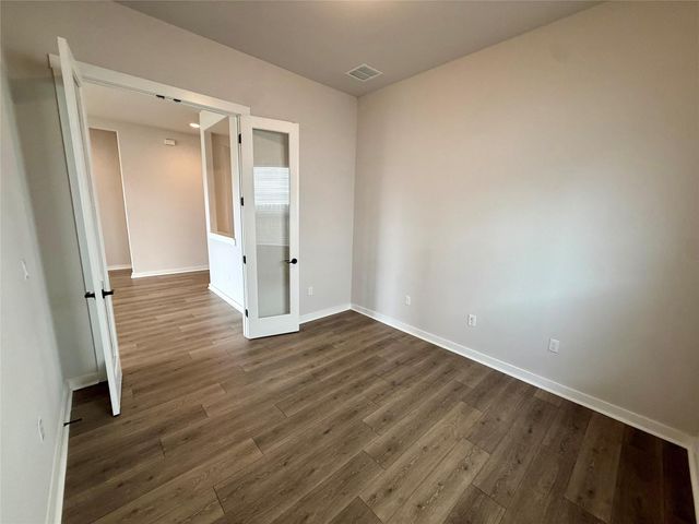 6410 Velvet Leaf LN, Buda, TX 78610