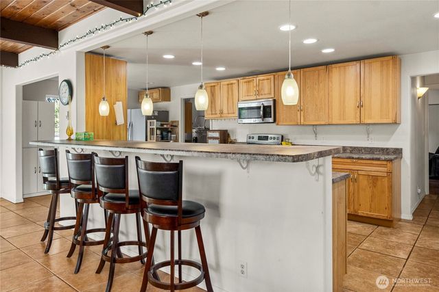 18 Sunset Blvd, Hoquiam, WA 98550