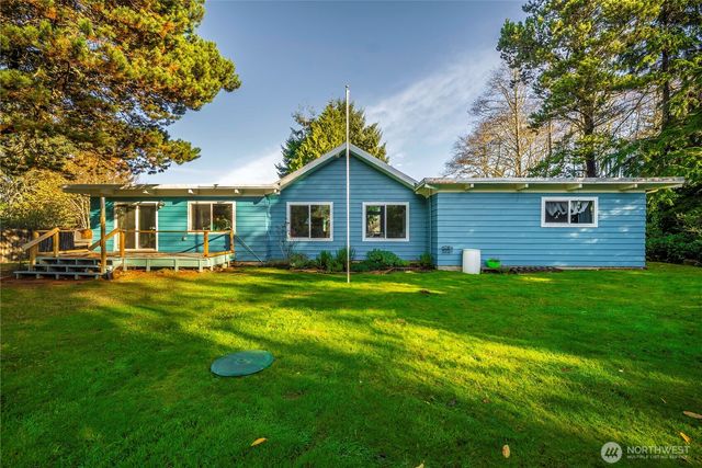 18 Sunset Blvd, Hoquiam, WA 98550