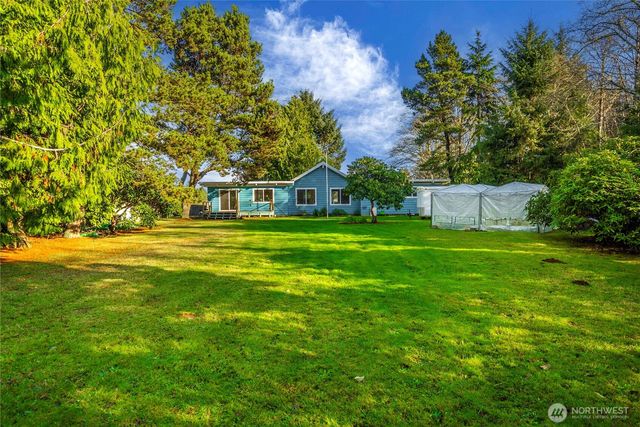 18 Sunset Blvd, Hoquiam, WA 98550