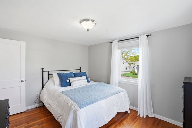 77 Weyham Rd, Weymouth, MA 02191