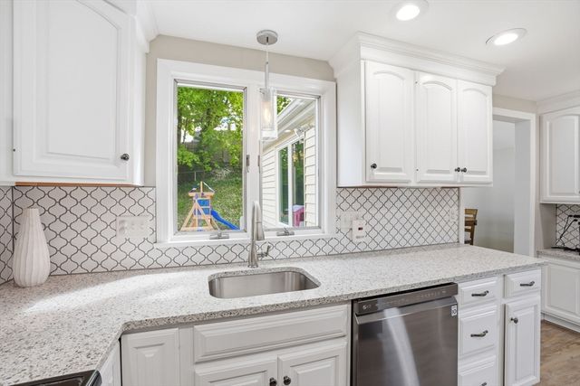 77 Weyham Rd, Weymouth, MA 02191