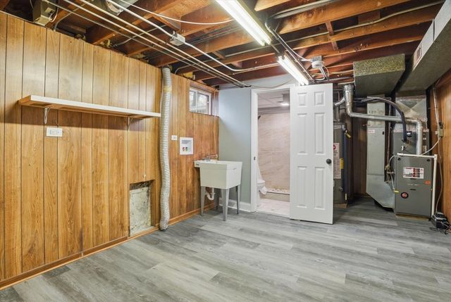 2320 W CHEYENNE Road, Waukegan, IL 60087