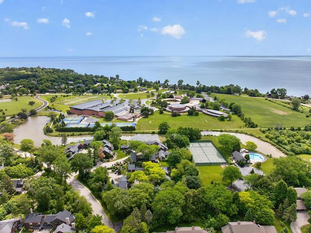 152 Lakefield COURT, Wind Point, WI 53402