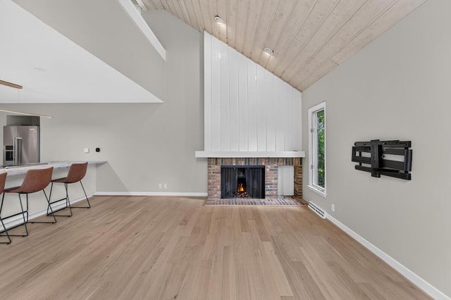 152 Lakefield COURT, Wind Point, WI 53402