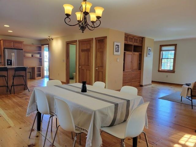 53 Prospect Street, Henniker, NH 03242