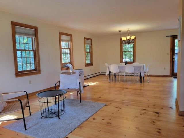 53 Prospect Street, Henniker, NH 03242