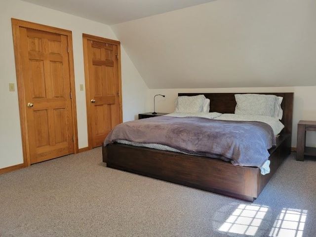 53 Prospect Street, Henniker, NH 03242