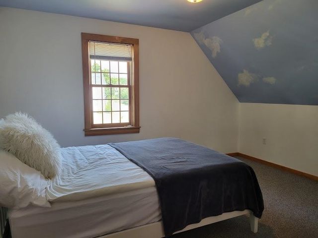 53 Prospect Street, Henniker, NH 03242