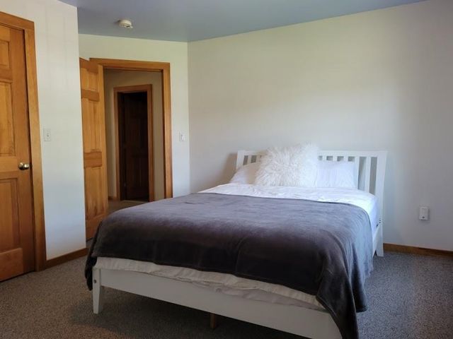53 Prospect Street, Henniker, NH 03242