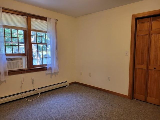 53 Prospect Street, Henniker, NH 03242