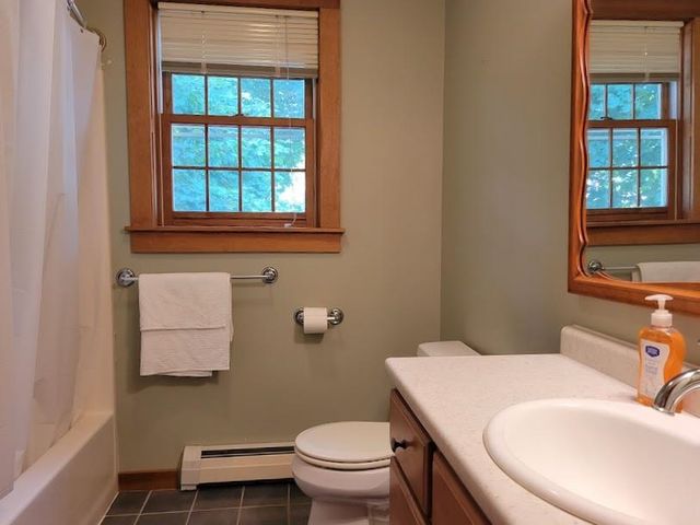 53 Prospect Street, Henniker, NH 03242