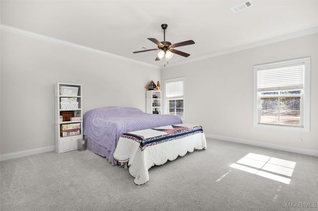 212 Spruce Knoll Lane, Elmore, AL 36025