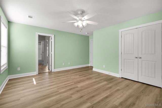 212 Spruce Knoll Lane, Elmore, AL 36025