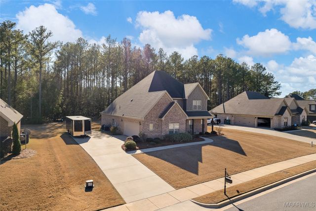 212 Spruce Knoll Lane, Elmore, AL 36025