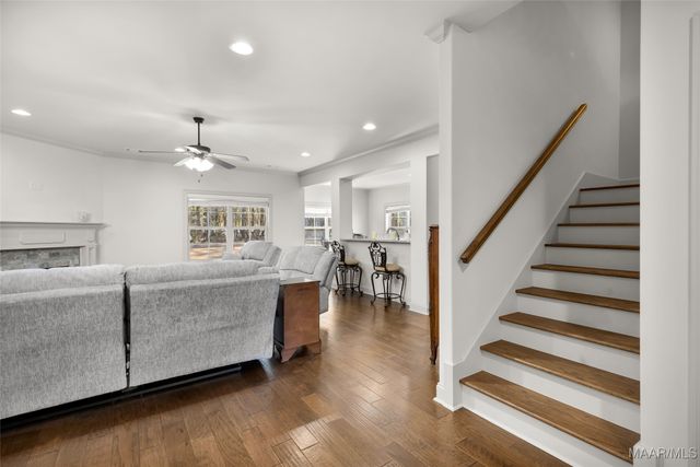 212 Spruce Knoll Lane, Elmore, AL 36025