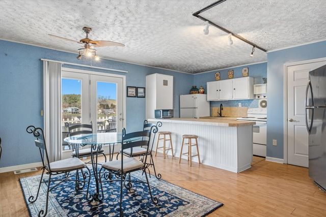 4983 Blue Sky LN, Dublin, VA 24084