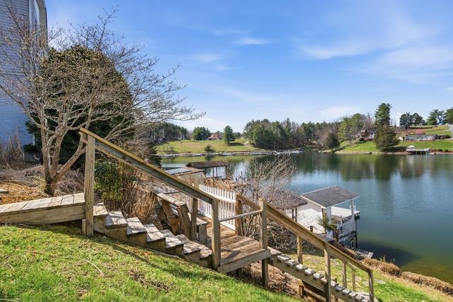 4983 Blue Sky LN, Dublin, VA 24084