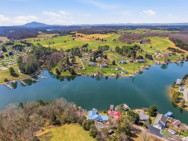 4983 Blue Sky LN, Dublin, VA 24084