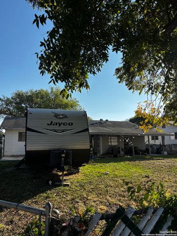 4355 Redcap Dr, San Antonio, TX 78222