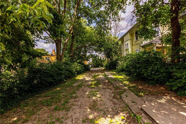 2114 Wayne Avenue, Dayton, OH 45410