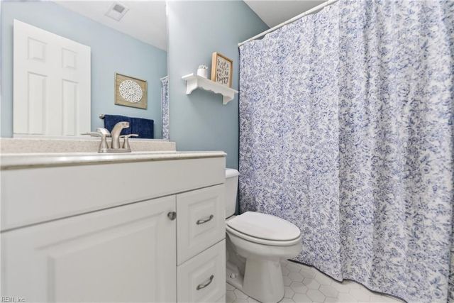 1544 Lauren Ashleigh DR, Chesapeake, VA 23321