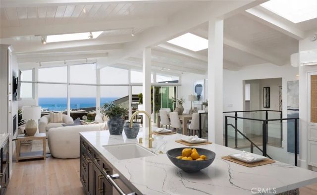1105 Miramar, Laguna Beach, CA 92651