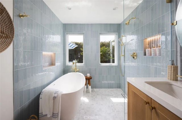 1105 Miramar, Laguna Beach, CA 92651