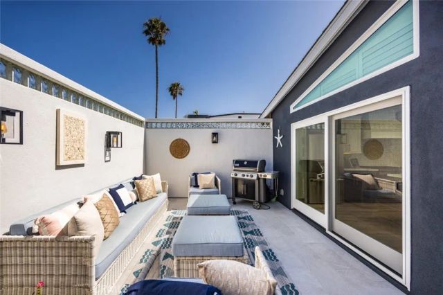 1105 Miramar, Laguna Beach, CA 92651