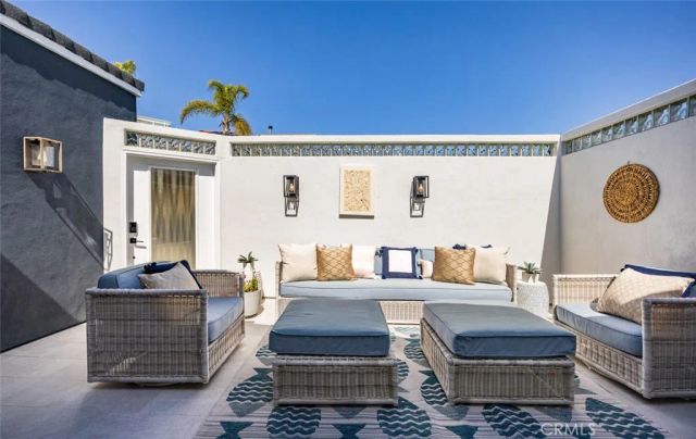 1105 Miramar, Laguna Beach, CA 92651