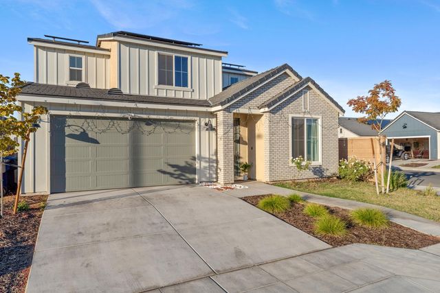 7020 W Holland Avenue, Fresno, CA 93723