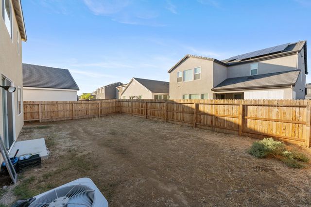 7020 W Holland Avenue, Fresno, CA 93723