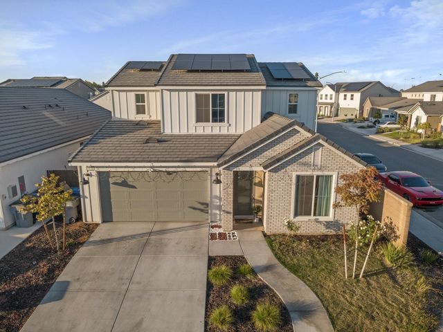 7020 W Holland Avenue, Fresno, CA 93723