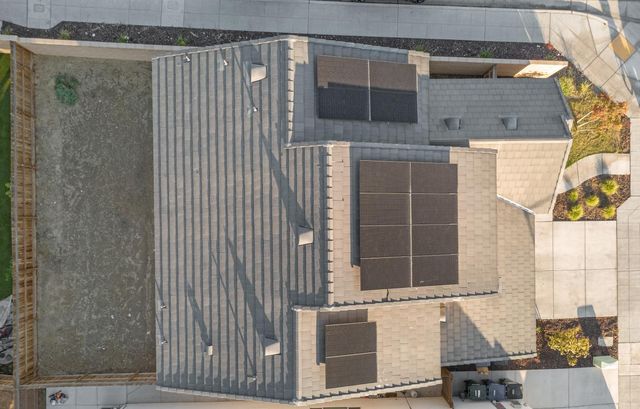 7020 W Holland Avenue, Fresno, CA 93723