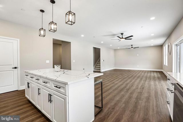 6806 EVERALL AVE, Baltimore, MD 21206