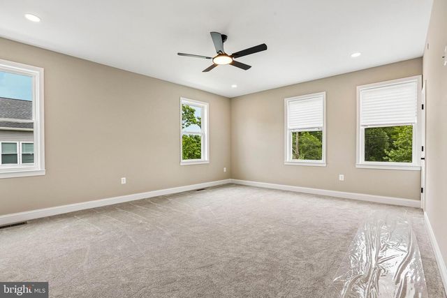 6806 EVERALL AVE, Baltimore, MD 21206